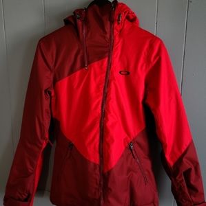 Woman Oakley Snowboarding Jacket